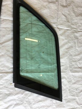 AUDI A4 B6 ОКНО КУЗОВА ЗАДНЕЕ ПРАВОЕ COMBI 2000-2005 гг.