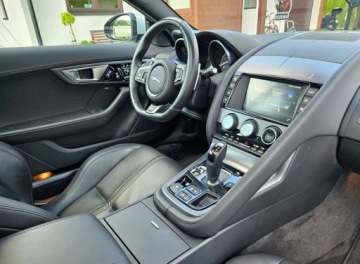Jaguar F-Type Coupe Facelifting 5.0 V8 S/C 550KM 2016 Jaguar F-Type R- AWD, 550 KM, Niski przebieg 18 tys,ze Szwajcarii 5.0, zdjęcie 32