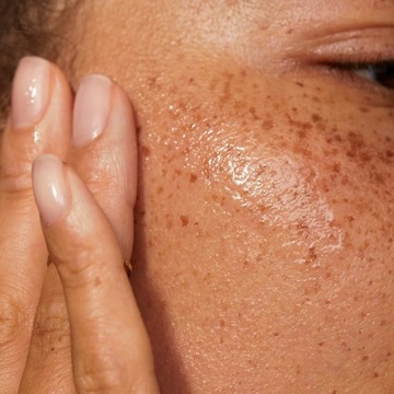 Avon anew inluminating тоник нерестущего лица гликолевой кислоты витамина С молочной кислоты