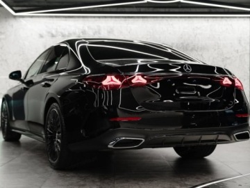 Mercedes Klasa E W214 Sedan 2.0 220d 197KM 2026 E Klasa 220 d 4-Matic AMG 2.0 (197KM) 2026, zdjęcie 3