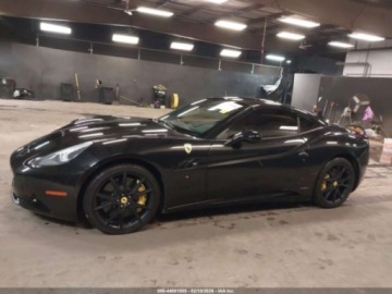 Ferrari California 2011 Ferrari California 2011 4.3 Benzyna 453KM, zdjęcie 2