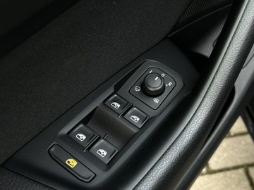 Volkswagen Passat B8 Variant Facelifting 2.0 TDI SCR 150KM 2021 Volkswagen Passat Dynamic LED! ACC! APP! Virtual C, zdjęcie 10