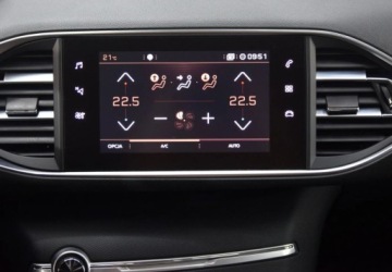 Peugeot 2019 Peugeot 308 1.5 Diesel _ 131 KM _ Klimatronic _ Alu 16 _ 1.5 Diesel 130KM, zdjęcie 19