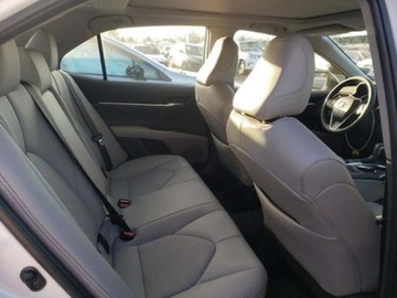 Toyota Camry IX 2022 Toyota Camry 2022, 2.5L, 4x4, XLE, od ubezpieczalni 2.5 Benzyna 202KM, zdjęcie 8