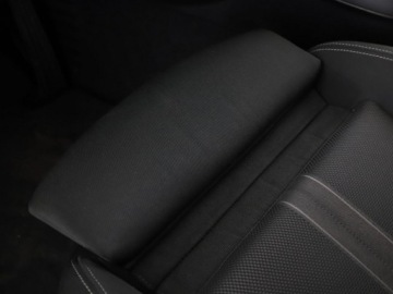 BMW Seria 1 F20-F21 Hatchback 5d Facelifting 2015 120d 190KM 2016 BMW 120 2.0d Automat Advantage Nawigacja, zdjęcie 36