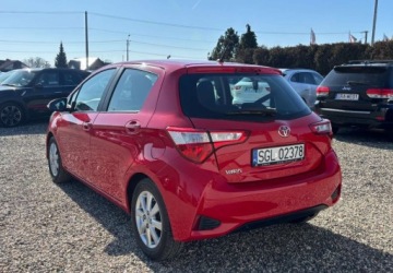 Toyota Yaris III Hatchback 5d Facelifting 1.0 VVT-i 69KM 2017 Toyota Yaris Polski salon Benzyna 69KM, zdjęcie 3