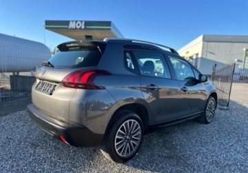 Peugeot 2008 I SUV Facelifting 1.2 PureTech 82KM 2019 Peugeot 2008 Niemcy,Klima,Kamera 1.2 Benzyna 101KM, zdjęcie 4