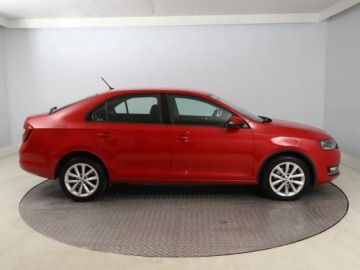 Skoda Rapid II Liftback Facelifting 1.0 TSI 110KM 2018 Skoda Rapid 1.0 TSI, Salon Polska, Serwis ASO, zdjęcie 5