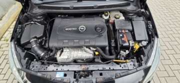 Opel Astra J Sports Tourer Facelifting 2.0 CDTI ECOTEC 165KM 2013 Opel Astra 2,0CDTI 164KMLed Klima PdC Import Raty Oplaty 2.0 Diesel, zdjęcie 37