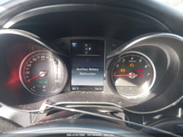 Mercedes GLC C253 2018 Mercedes-Benz GLC 300 4Matic 2018 2.0l 2.0 Benzyna 241KM, zdjęcie 9