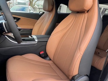 Mercedes CLE Coupe 2.0 300 258KM 2025 MERCEDES-BENZ CLE 300 4-Matic AMG Line 2.0 (258KM) 2025, zdjęcie 4