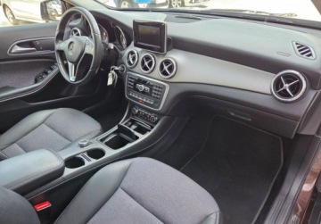 Mercedes GLA I Off-roader 1.6 200 156KM 2015 Mercedes-Benz GLA 1.6Benz 156KM LED Xenon Grz.Fotele Parktronic Navi Temp, zdjęcie 7