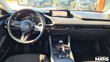 Mazda 3 IV Sedan 2.0 Skyactiv-G 122KM 2019 Mazda 3 2.0BENZ manual Navi kamera head up podgrz kierownica 2.0 Benzyna, zdjęcie 3