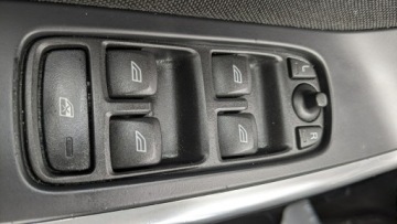 Volvo S60 II Sedan 1.6 T3 150KM 2012 Volvo S60 1.6T3 150PS OPŁACONY Bezwypadkowy, zdjęcie 28