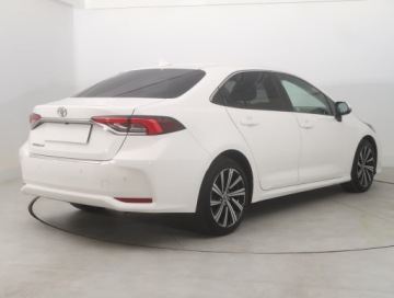 Toyota Corolla XII Sedan 1.5 VVT-i 125KM 2022 Toyota Corolla 1.5 VVT-i, Salon Polska, zdjęcie 4