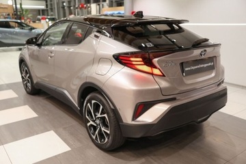 Toyota C-HR I Crossover Facelifting 1.8 Hybrid 122KM 2020 Toyota C-HR 1.8 Hybrid Selection 1.8 Hybryda 122KM, zdjęcie 3