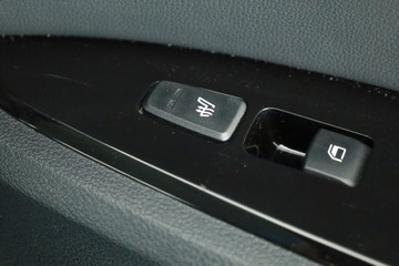 Kia Sportage V SUV 1.6 T-GDI HEV 230KM 2023 Kia Sportage 1.6 T-GDI HEV, Salon Polska, zdjęcie 13