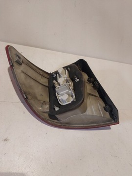 MERCEDES B TŘÍDA W 245 ZADNÍ PRAVÁ SVĚTLO PRAVÝ