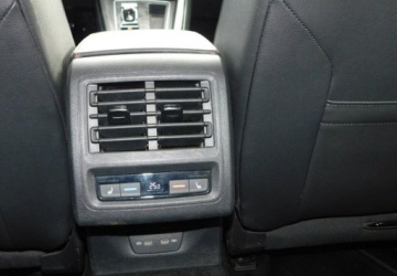 Volkswagen Golf VIII GTI 2.0 TSI 245KM 2021 Volkswagen Golf GTI 2.0TSI 245KM z Gwarancja Model 2022r 2.0 Benzyna 245KM, zdjęcie 10