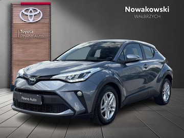 Toyota C-HR I Crossover Facelifting 1.8 Hybrid 122KM 2023 Toyota C-HR 1.8 Hybrid GPF Comfort