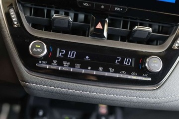 Toyota Corolla XII Hatchback Facelifting 1.8 Hybrid 140KM 2024 Toyota Corolla 1.8 Hybrid Style hatchback 1.8 Hybryda 140KM, zdjęcie 17