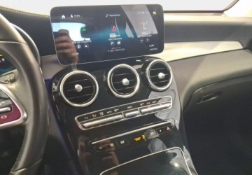 Mercedes GLC C253 SUV Facelifting 2.0 220d 194KM 2020 Mercedes-Benz GLC VAT 23 2.0d 195KM automat 4matic 2020 r., Salon PL, I wl., zdjęcie 24