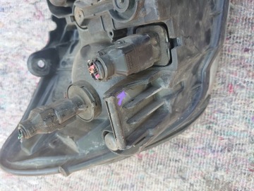 KIA CERATO HB 5D 04-06 SVĚTLO LEVÝ SVĚTLOMET PŘEDNÍ