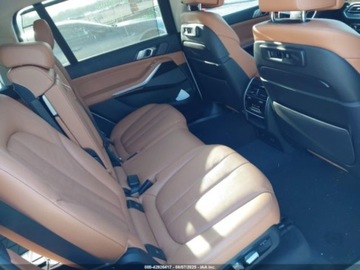 BMW X7 2021 BMW X7 xDrive40i 2021 3.0l 3.0 Benzyna 335KM, zdjęcie 12