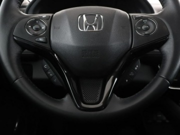 Honda HR-V II SUV 1.5 i-VTEC 130KM 2015 Honda HR-V Executive navi PDC grzane fotele, zdjęcie 19