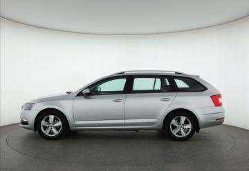 Skoda Octavia III Kombi Facelifting 1.5 TSI ACT 150KM 2018 Skoda Octavia 1.5 TSI, Salon Polska, Serwis ASO, zdjęcie 2