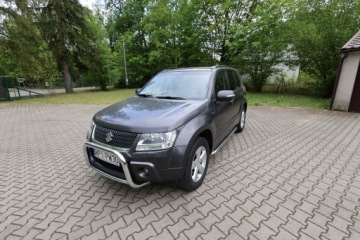 Suzuki Grand Vitara II SUV 5d Facelifting 1.9 DDiS 129KM 2011 SUZUKI GRAND VITARA 1.9Diesel MR'08 E4, Comfort Napęd na 4 koła terenowy, zdjęcie 1
