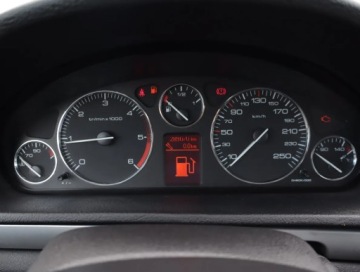 Peugeot 407 SW 2.0 HDi 136KM 2005 Peugeot 407 2.0 HDI, HAK, Klima, Klimatronic, zdjęcie 10