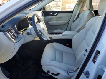 Volvo XC60 II 2025 Volvo XC 60 Plus 2025 2.0 Hybryda 247KM, zdjęcie 7