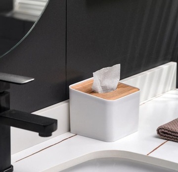 КОРОБКА ДЛЯ ГИГИЕНИЧЕСКИХ САЛФЕТОК БАМБУКОВЫЙ КОНТЕЙНЕР