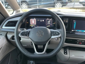 Volkswagen Multivan T7 Van L1 2.0 TDI 150KM 2026 Volkswagen Nowy Multivan BASIC FAMILY/8 osob., 2.0, zdjęcie 16