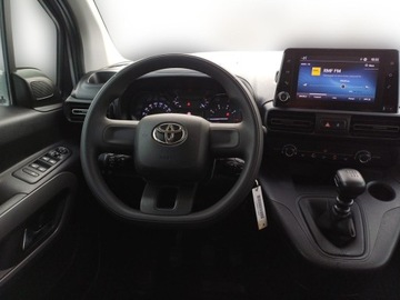 Toyota Proace II 2022 Toyota PROACE CITY VERSO 1.5 D-4D Business 1.5 D-4, zdjęcie 14