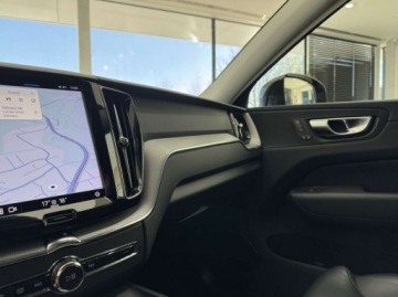 Volvo XC60 II 2022 Volvo XC 60 B4 B Plus Dark Kamera cofania CarPlayAndroid Auto Nawigacja, zdjęcie 25