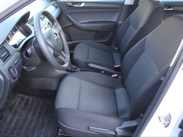 Skoda Rapid II Liftback Facelifting 1.6 TDI CR 115KM 2017 Skoda Rapid rata brutto od 1 680 zł / Klimatyzacja, zdjęcie 10