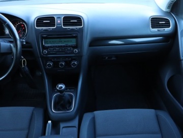 Volkswagen Golf VI Hatchback 5d 1.6 TDI-CR DPF 105KM 2009 VW Golf 1.6 TDI, Salon Polska, Klima, Klimatronic, zdjęcie 7
