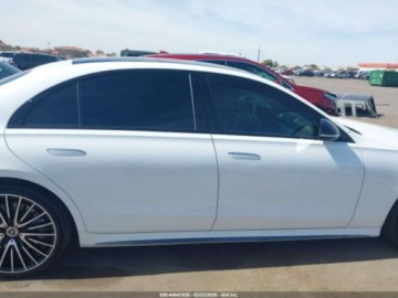 Mercedes Klasa S W223/V223 2024 Mercedes-Benz Klasa S 580 4Matic 2024 4.0 Benzyna 496KM, zdjęcie 6
