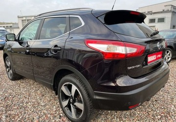 Nissan Qashqai II Crossover 1.6 dCi 130KM 2016 Nissan Qashqai panorama, kamera cofania, nawigacja 1.6 Diesel 130KM, zdjęcie 7