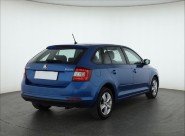 Skoda Rapid II Liftback Facelifting 1.0 TSI 95KM 2018 Skoda Rapid Spaceback 1.0 TSI, Salon Polska, zdjęcie 4