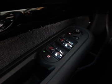 Mini Clubman F54 Kombi 1.5 136KM 2021 MINI Clubman Cooper, Salon Polska, Serwis ASO, zdjęcie 16