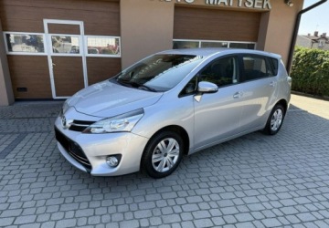 Toyota Verso Minivan Facelifting 1.6 D-4D 112KM 2017 Toyota Verso 1,6 112KM Klima Kamera Navi 7-osobowy 1.6 Diesel 112KM, zdjęcie 3