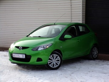 Mazda 2 II Hatchback 5d 1.3 86KM 2009 Mazda 2 Klimatyzacja / Gwarancja / 1.3 / 85KM, zdjęcie 4