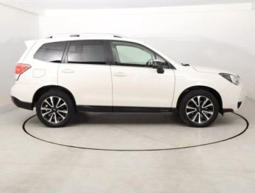 Subaru Forester IV Terenowy Facelifting 2.0 XT 241KM 2016 Subaru Forester 2.0 XT, Salon Polska, zdjęcie 5