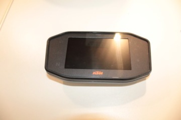 ЧАСЫ СО СЧЕТЧИКОМ KTM 790 890 DUKE 18-20