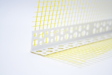 Уголок ПВХ STRIP ПВХ с сеткой 2,5 м