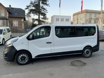 Opel Vivaro B Kombi Extra Long H1 2,9t 1.6 BiTurbo 125KM 2018 Opel Vivaro niepełnosprawnych rampa, zdjęcie 22