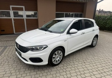 Fiat Tipo II Sedan 1.4 T-Jet LPG 120KM 2017 Fiat Tipo 1,4 T-Jet 120KM Klimatyzacja Nawigacja Kola latozima 1.4, zdjęcie 3